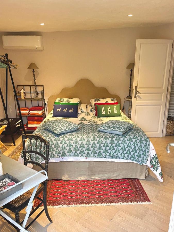 Abeille Bed & Breakfast Ванс Екстериор снимка